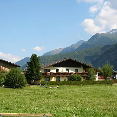 Schmidhof * Längenfeld